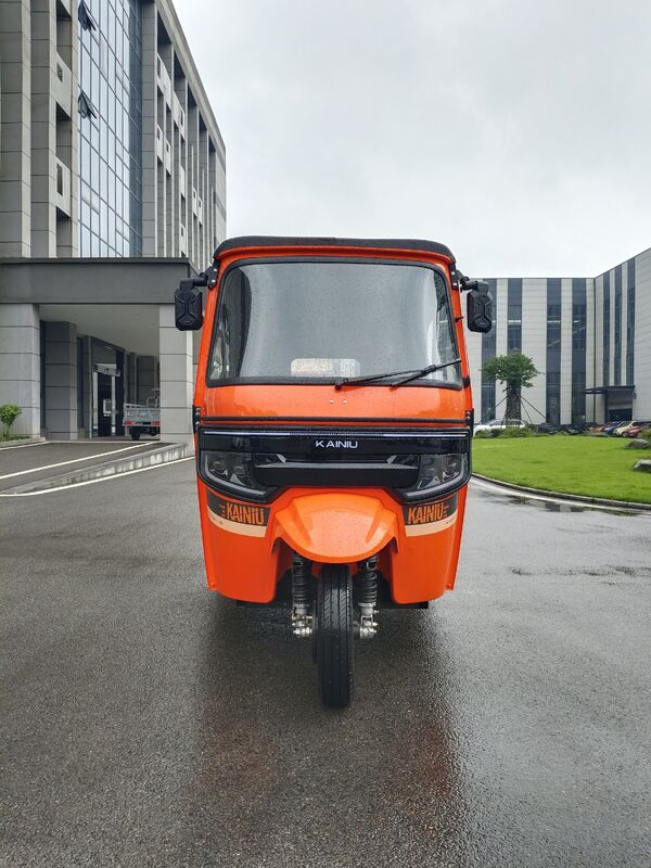 Electric Passenger Tricycle with 72V/3000W Motor and 72V/105Ah Battery Offering 120-140km Mileage for Three Passengers