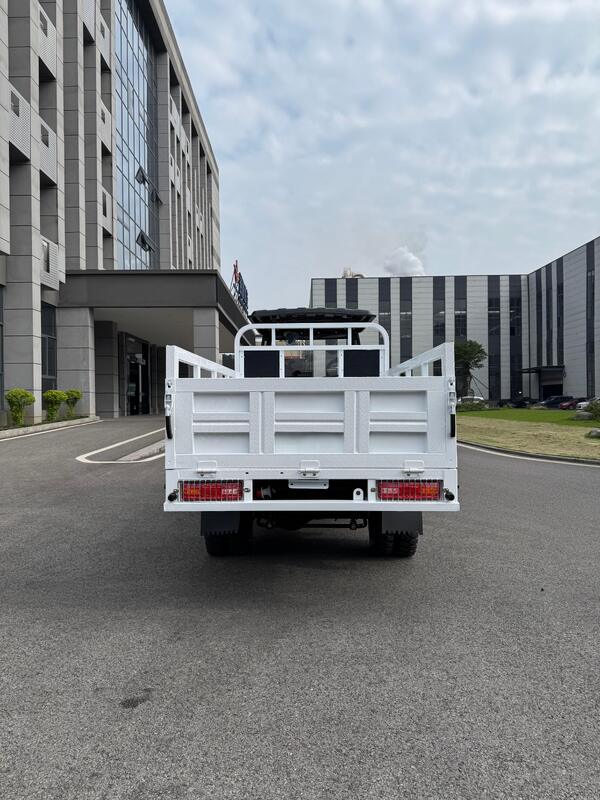 Gasoline X5 Cargo Tricycle Three Wheeler Semi Cabin 350cc Water Cooled Engine Four Rear Tyres Oil Brake Big Booster With 2500kg Load Capacity And Reinforced Chassis Keel For Heavy Duty Transport