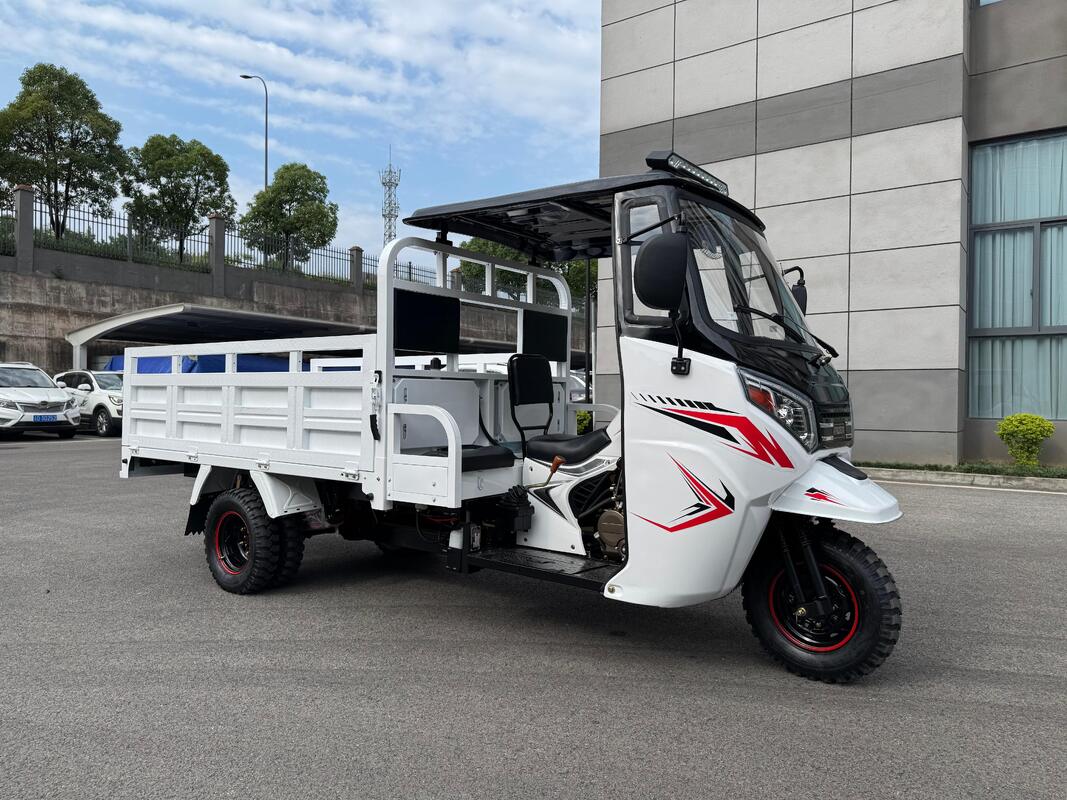 Gasoline X5 Cargo Tricycle Three Wheeler Semi Cabin 350cc Water Cooled Engine Four Rear Tyres Oil Brake Big Booster With 2500kg Load Capacity And Reinforced Chassis Keel For Heavy Duty Transport