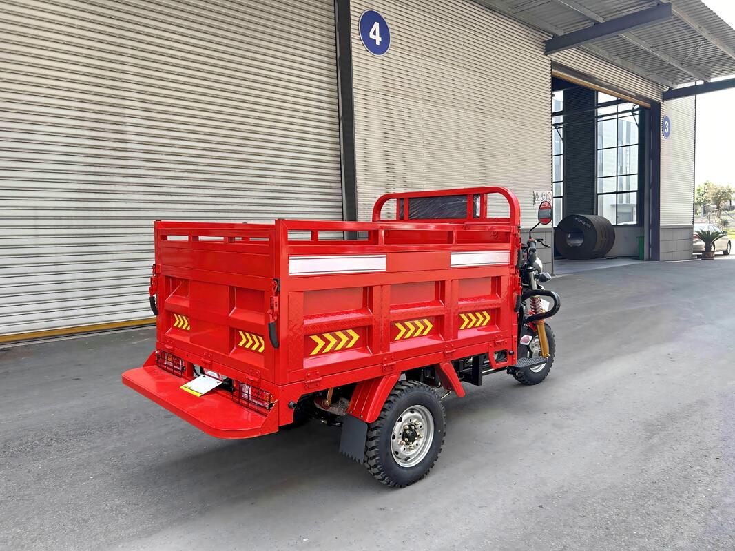 Gasoline 150cc Air-Cooled Cargo Tricycle with Dump Function, Q3 Upgraded Version, 1.8m Dump Box, Inner-Floating Small Booster 220 Drum Rear Axle, with 800kg Load Capacity