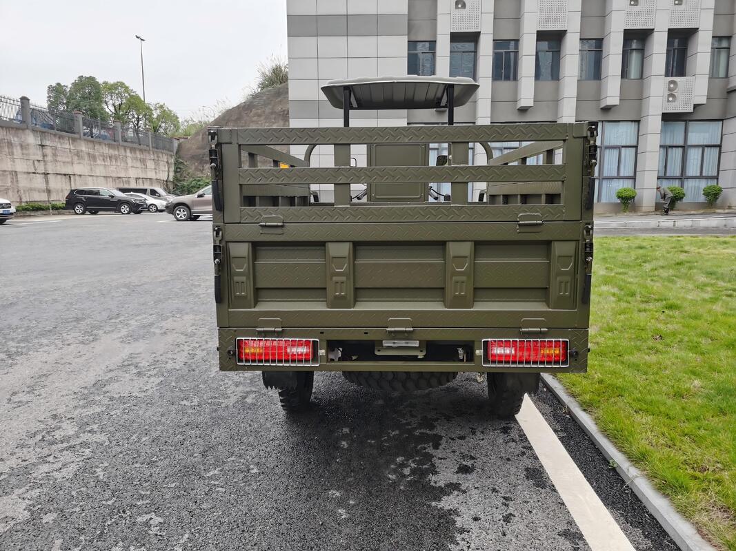 Gasoline 250cc Air-Cooled Cargo Tricycle, Q5 Headlight Model with Canopy, 2.2m Heavy-Duty Cargo Box, Full-Floating Booster Rear Axle, 800kg Load Capacity